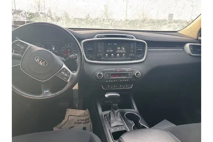 $15564 : Kia Sorento 2019 AWD LX 4dr image 10