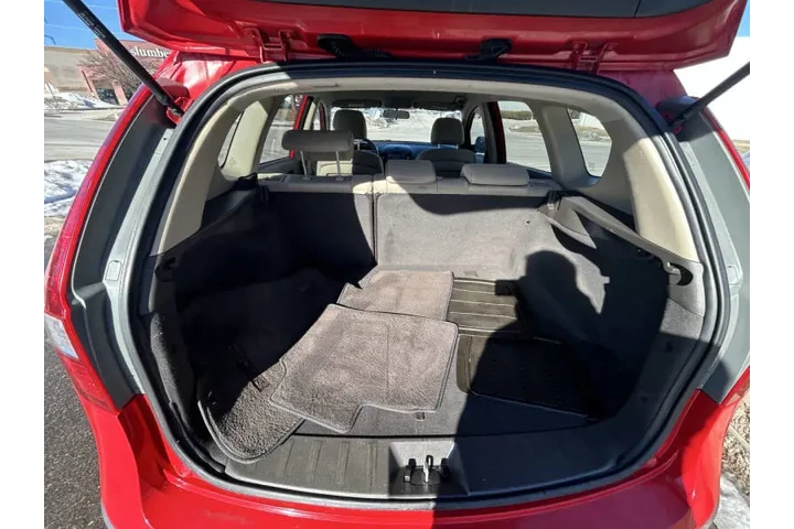 $3750 : 2010 Elantra Touring GLS image 6