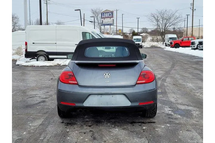 $18998 : Volkswagen Beetle Convertibl image 4