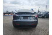 $25997 : Tesla Model Y 2021 AWD Long thumbnail