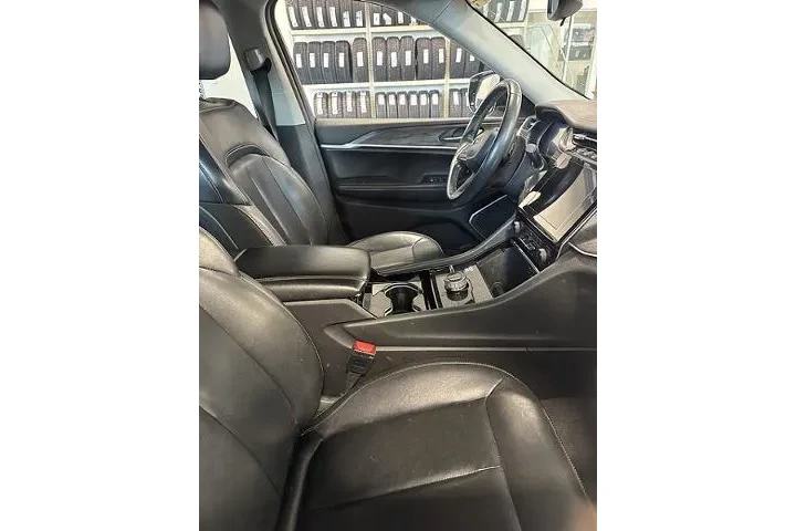 $28956 : Jeep Grand Cherokee L 2021 4 image 10