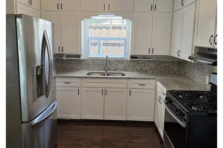 $1850 : HOUSE FOR RENT IN DALLAS TX image 8