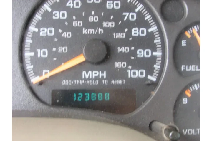 $7900 : 2003 GMC Sonoma SL image 9