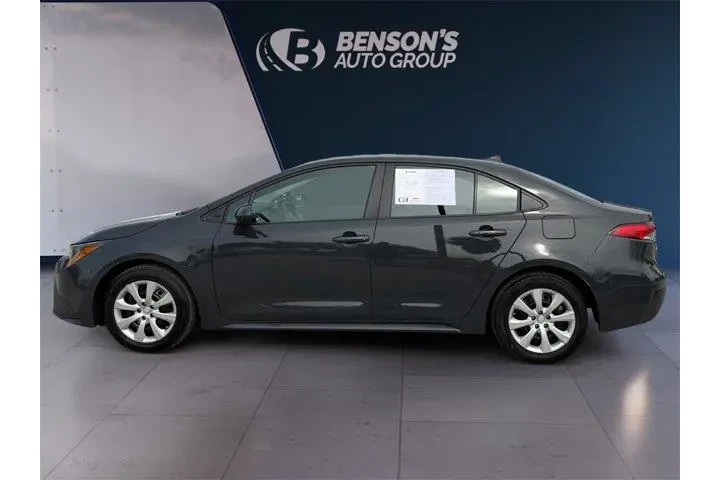 $19252 : Toyota Corolla 2024 LE 4dr S image 2