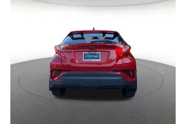 $24000 : Toyota C-HR 2022 XLE 4dr Cro image 6