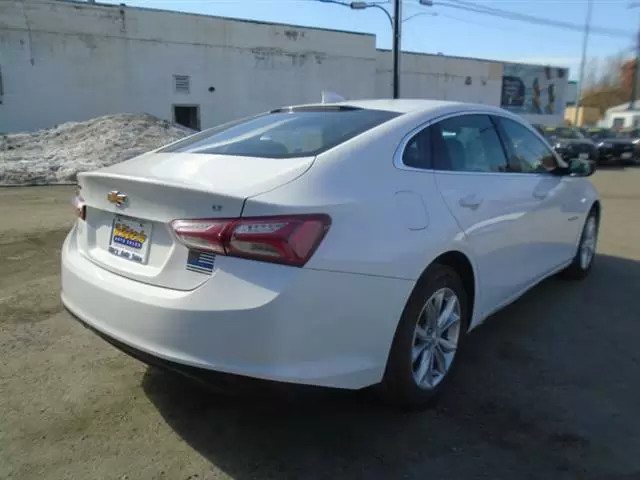 $15995 : 2019 Malibu LT image 8