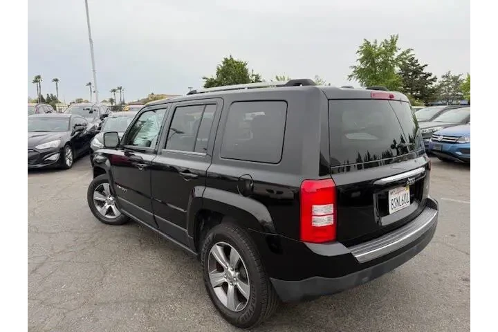 $12499 : Jeep Patriot 2017 Latitude 4 image 4