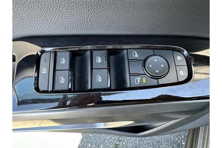 $32888 : Nissan Pathfinder 2024 AWD S image 9