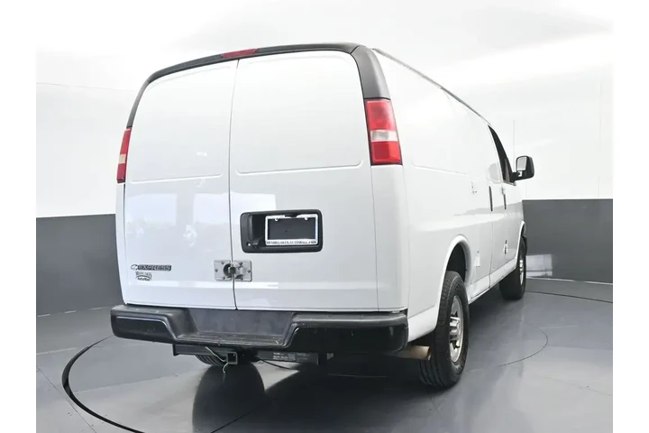 $10991 : Chevrolet Express 2018 2500 image 5