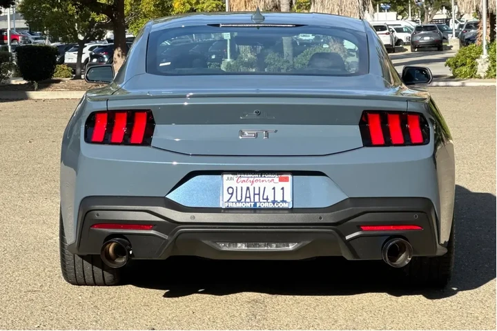 Ford Mustang 2025 GT 2dr Fas image 4