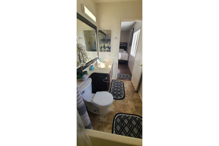 $1100 : Cuarto en renta Baldwin Park image 7