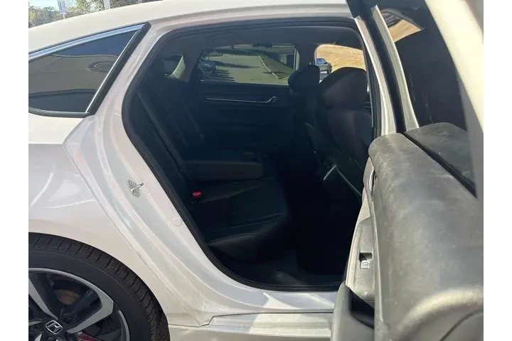 $24488 : Honda Accord 2021 Sport Spec image 10