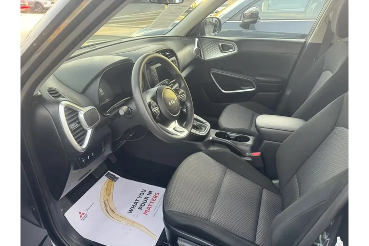 $15999 : Kia Soul 2024 S 4dr Crossove image 8