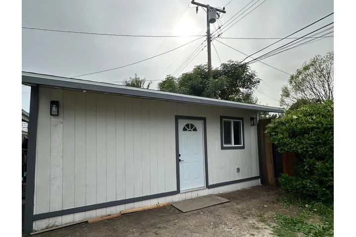 $1600 : Studio con baño y cocina image 7