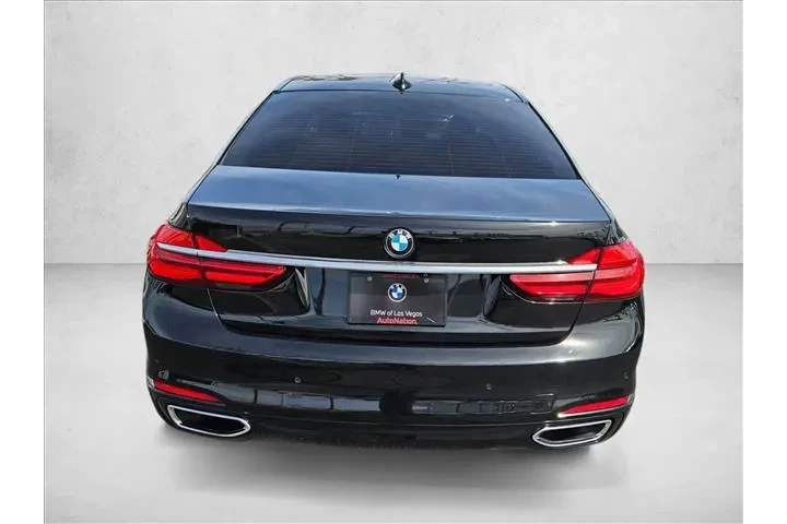 $17995 : BMW 7 Series 2018 AWD 740e x image 7