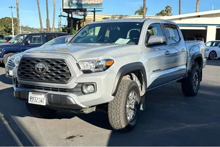 $34700 : Toyota Tacoma 2020 4x4 TRD P image 2