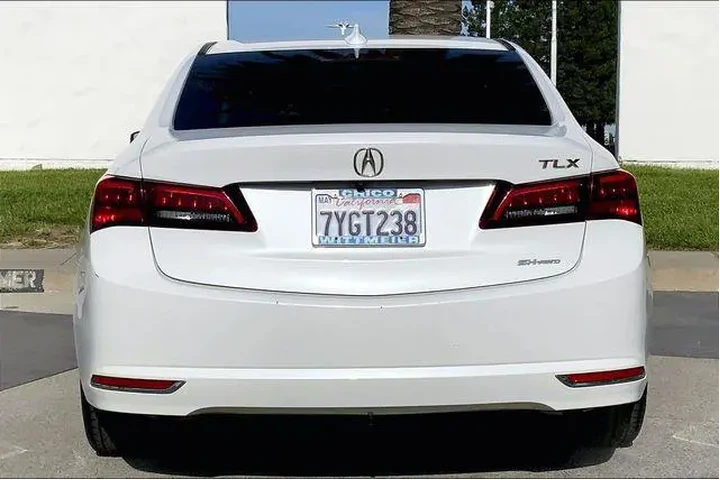$18985 : Acura TLX 2017 SH-AWD V6 4dr image 4
