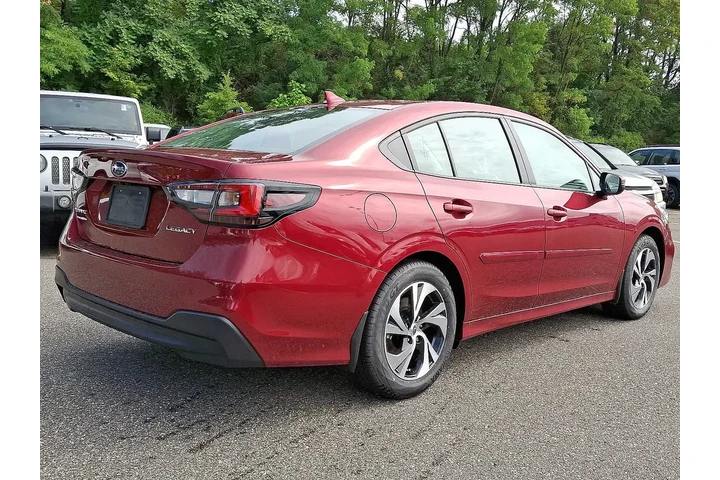 $28995 : Subaru Legacy 2025 AWD Premi image 4