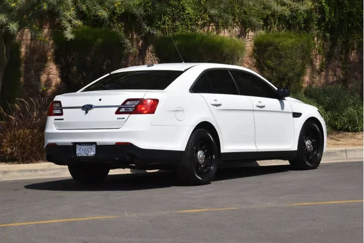 $13750 : 2015 Taurus Police Interceptor image 9