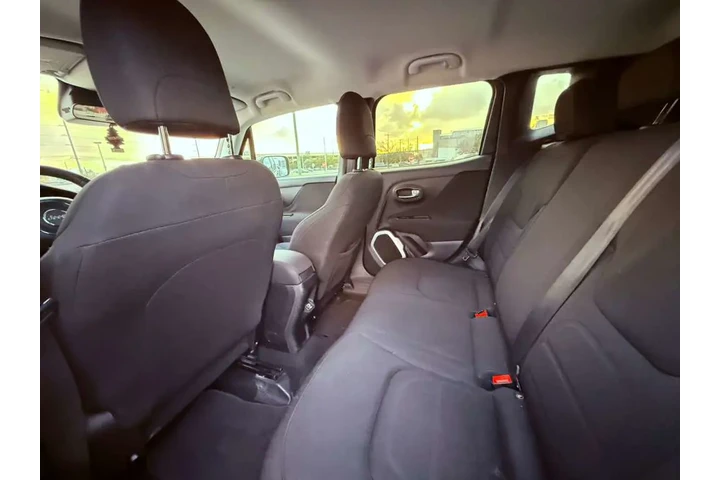 $9999 : JEEP RENEGADE image 3