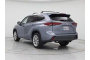$39998 : Toyota Highlander 2023 AWD L thumbnail