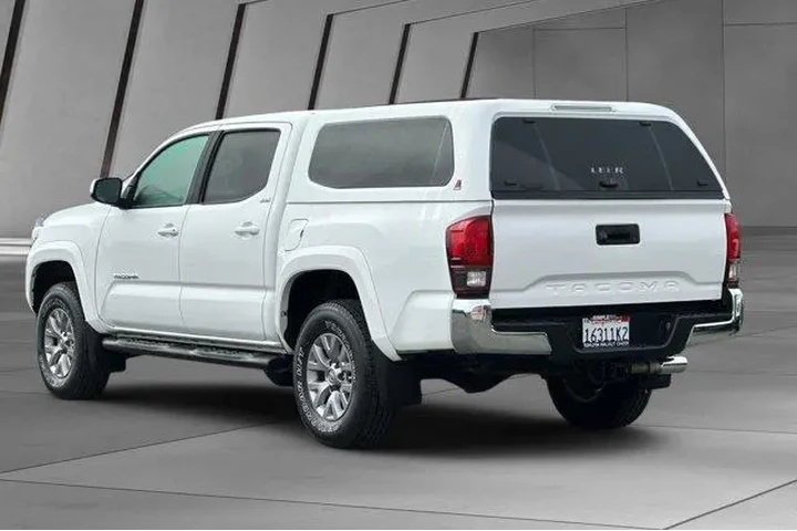 $28900 : Toyota Tacoma 2018 4x2 TRD O image 10