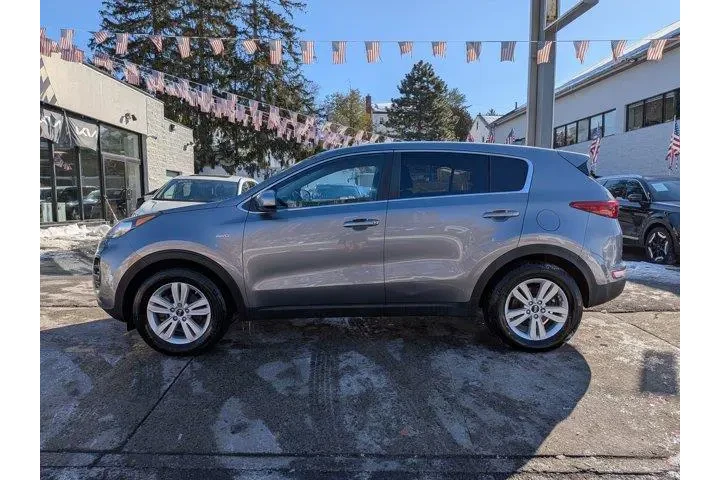 $9795 : Kia Sportage 2019 AWD LX 4dr image 10