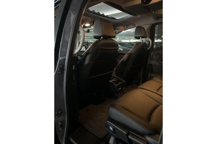 $39998 : Honda Odyssey 2024 Touring 4 image 6