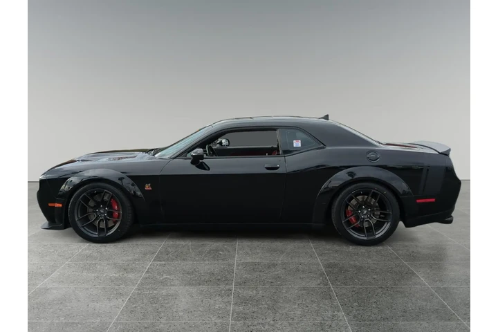 Dodge Challenger 2021 image 2