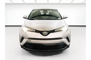 $17250 : Toyota C-HR 2019 XLE 4dr Cro thumbnail