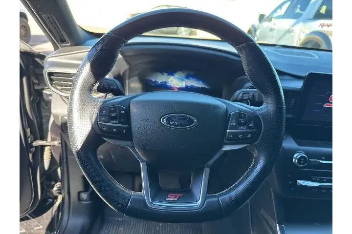 $31954 : Ford Explorer 2020 AWD ST 4d image 6