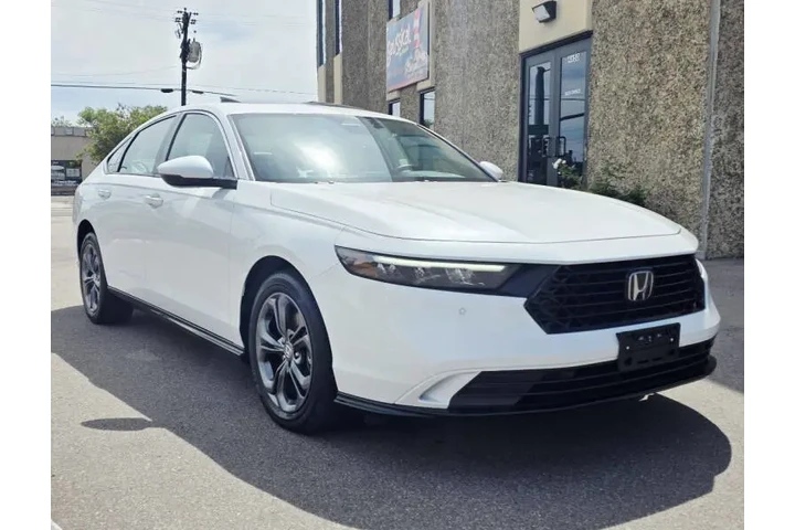 $23950 : 2025 Accord Hybrid EX-L image 8