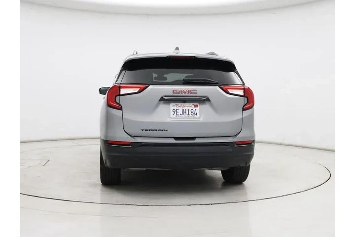 $22998 : GMC Terrain 2023 SLE 4dr SUV image 6