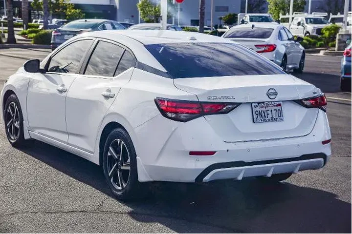 $17995 : Nissan Sentra 2024 SV 4dr Se image 6