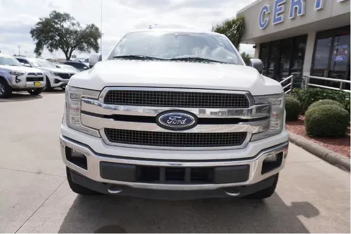 $31488 : Ford F-150 2018 4x4 XLT 4dr image 2
