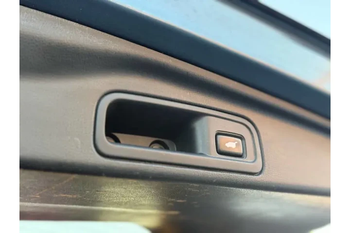 $15995 : 2016 Pilot Touring image 10