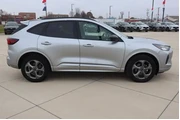 $26990 : Ford Escape 2023 AWD ST-Line thumbnail