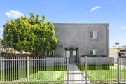 5 bedroom, 3 bath, 1 year new