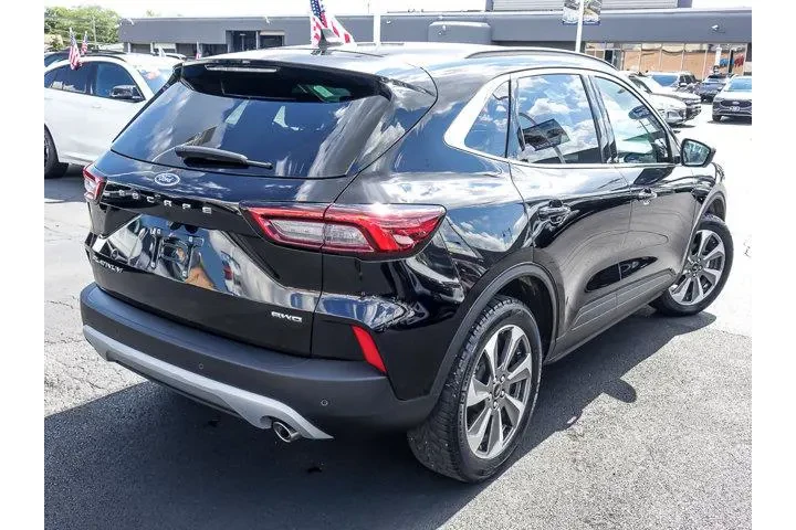 $31880 : Ford Escape 2024 AWD Platinu image 8