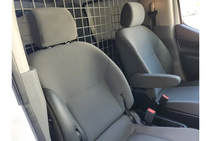 $16995 : Nissan NV200 2019 SV 4dr Car image 10