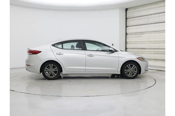 $13998 : Hyundai ELANTRA 2018 Value E image 7