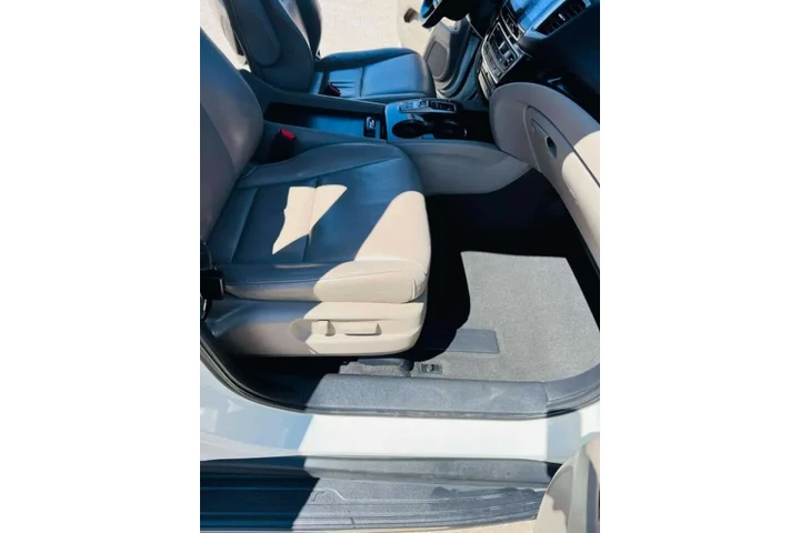 $15800 : 2016 Pilot Touring image 10