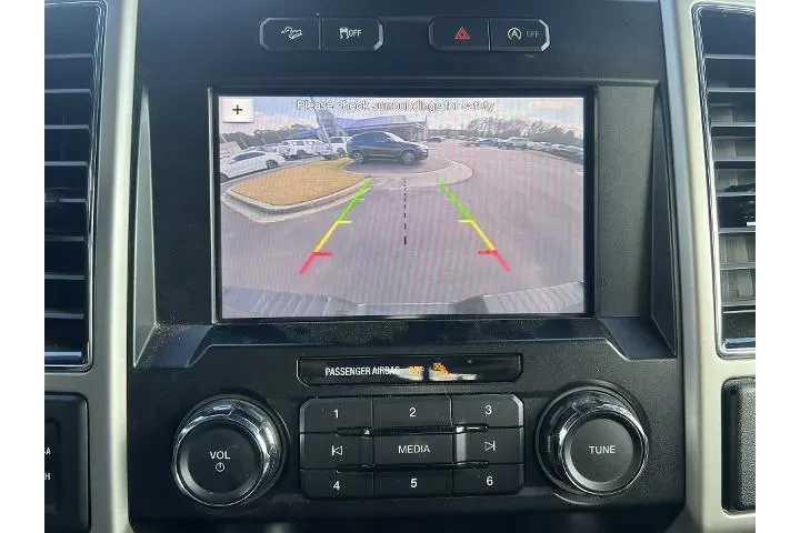 $29995 : Ford F-150 2019 4x4 Lariat 4 image 6