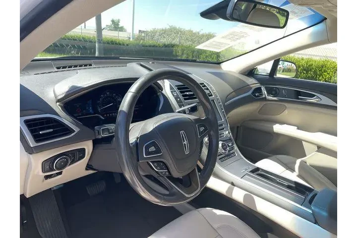 $26777 : Lincoln MKZ Hybrid 2019 Rese image 10