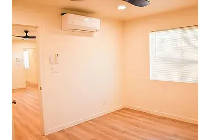 $1700 : Aplicaciones de 3bedsandbaths image 4