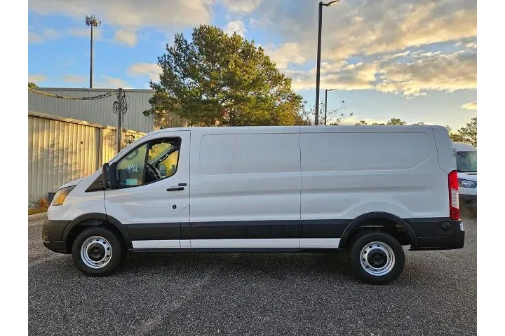 $40000 : Ford Transit 2024 350 3dr SW image 2