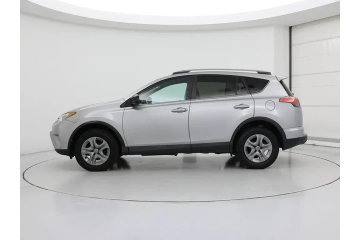$20998 : Toyota RAV4 2017 AWD LE 4dr image 3