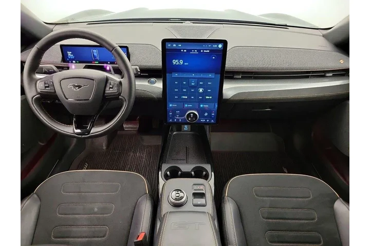 $33998 : Ford Mustang Mach-E 2022 AWD image 9