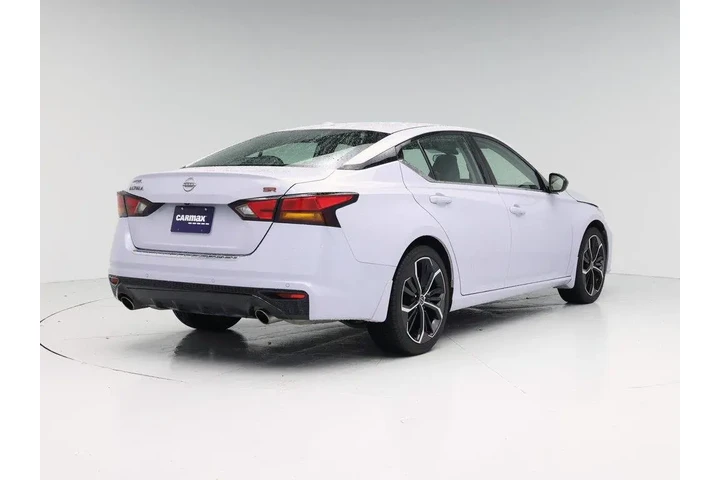 $23998 : Nissan Altima 2023 2.5 SR 4d image 8