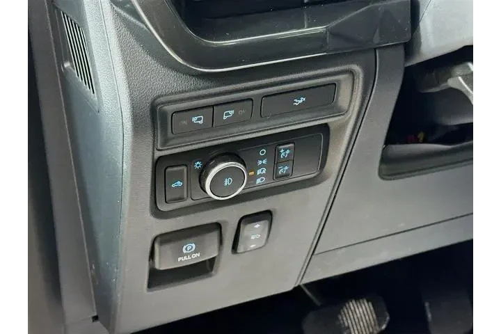 $30750 : Ford F-150 2022 4x4 XLT 4dr image 10